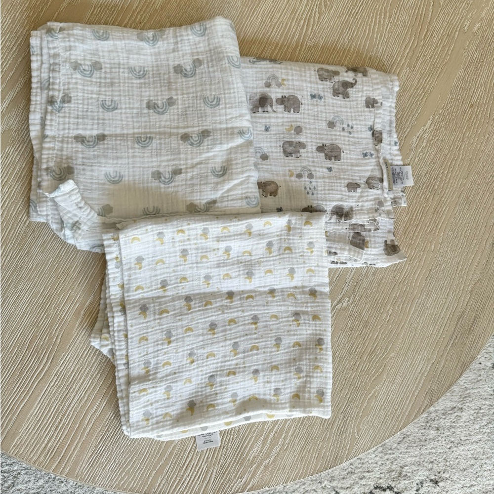 Pottery Barn Kids set of 3 organic cotton Swaddle Blankets